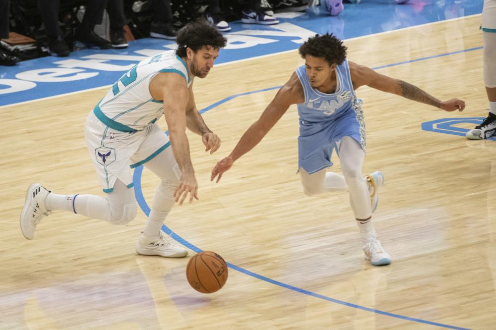 例是上赛季 例是上赛季