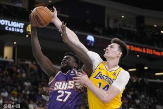 通过不懈的 通过不懈的